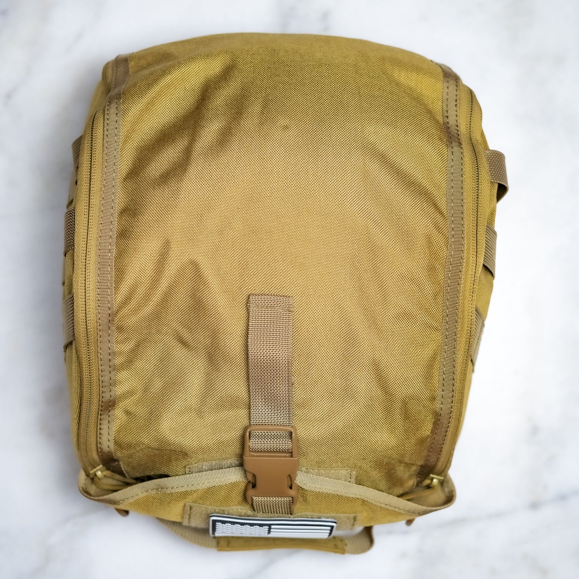 CARRYING BAG