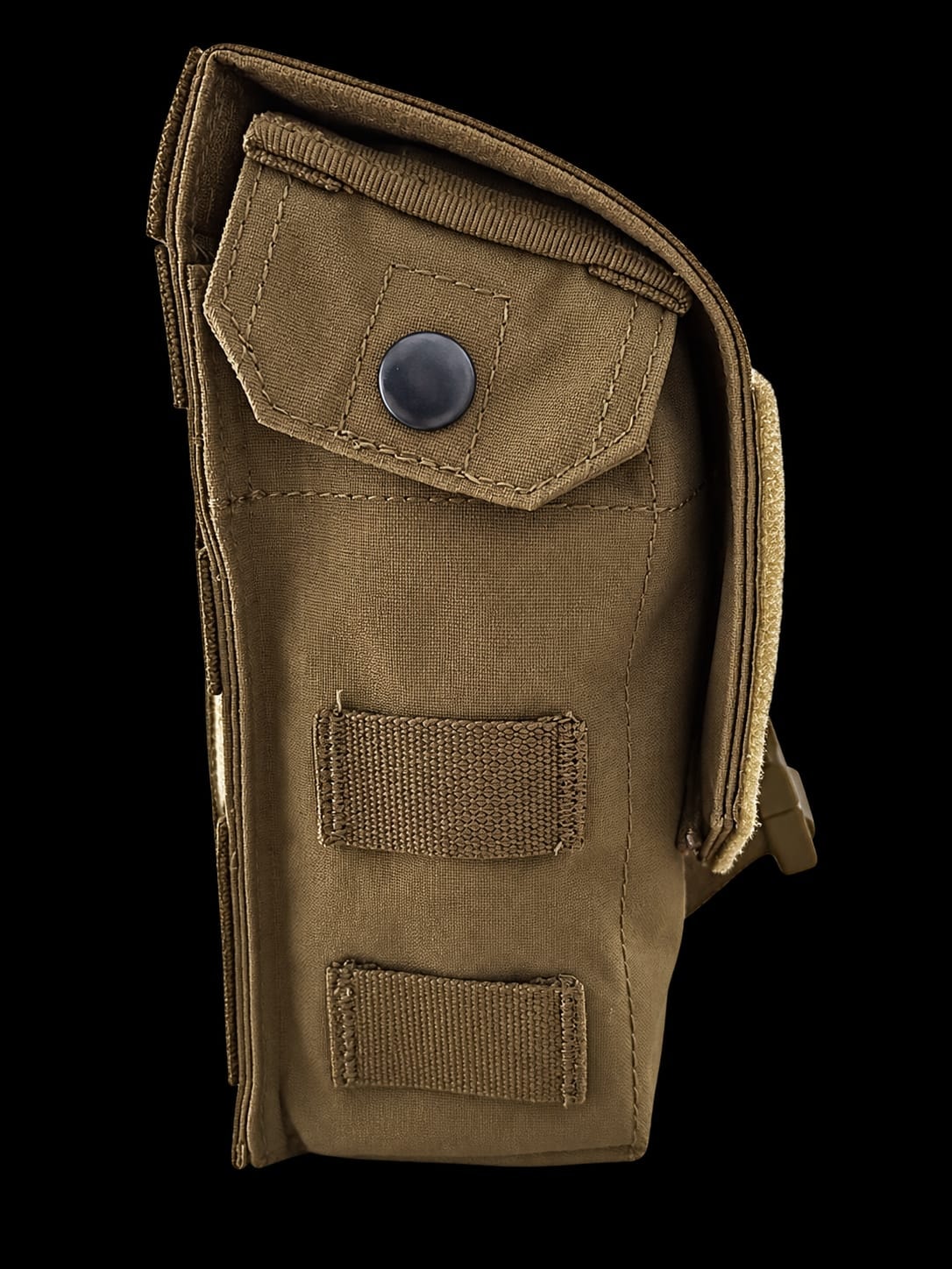 Tatou Armor SAW Pouch — side profile showing 15° angled upper flap and bottom drain hole